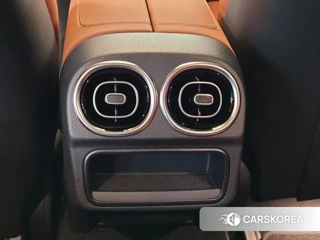 Mercedes-Benz C-Class W206 2025 Белый из Кореи, фото 4