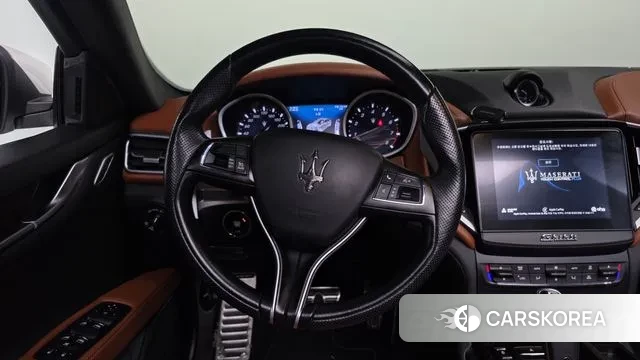 Maserati Ghibli 2020 Белый из Кореи, фото 4