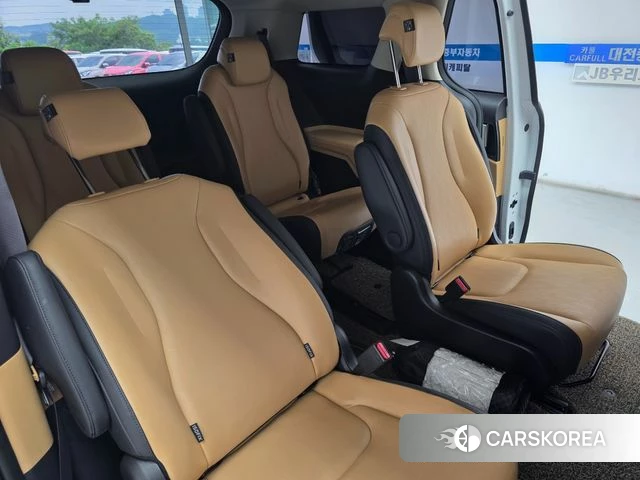Kia Carnival 4th generation 2023 Белый из Кореи, фото 4