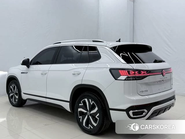 Volkswagen Tanyue GTE 2024 Белый из Китая, фото 4