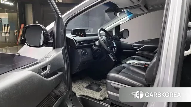 Hyundai Staria 2021 Серебряный из Кореи, фото 4