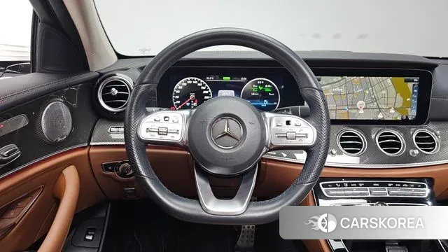 Mercedes-Benz E-Class W213 2019 Белый из Кореи, фото 4