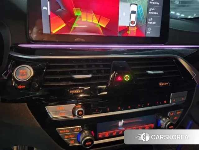 BMW 5 Series (G30) 2023 Белый из Кореи, фото 4