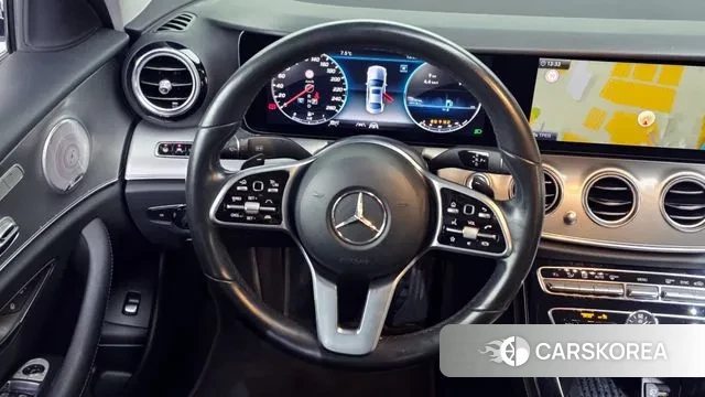 Mercedes-Benz E-Class W213 2020 Белый из Кореи, фото 4