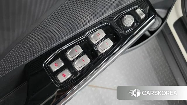 Ssangyong Tivoli Armor 2018 Белый из Кореи, фото 4