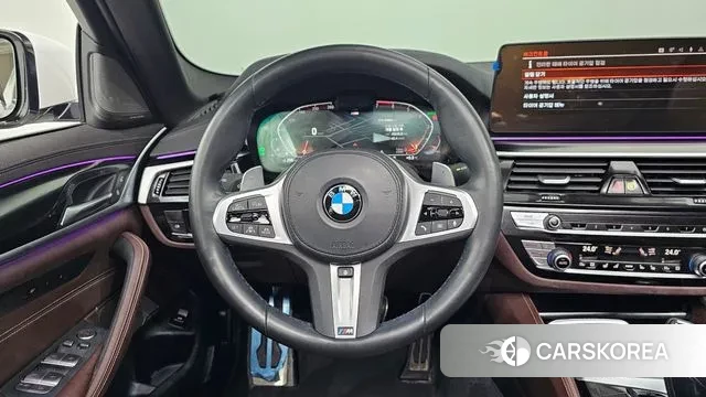 BMW 5 Series (G30) 2022 Белый из Кореи, фото 4