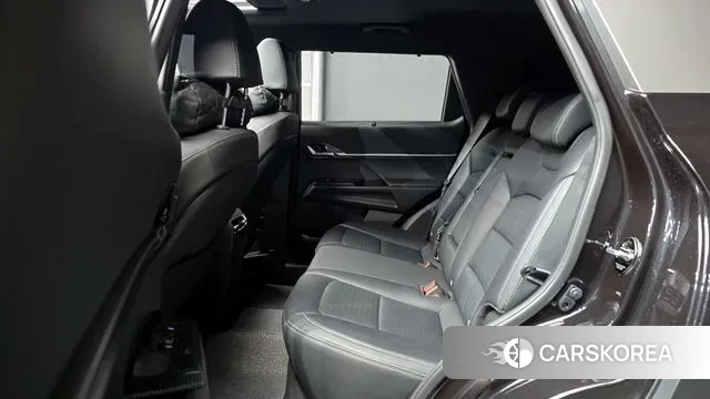 Ssangyong Torres 2023 Черный из Кореи, фото 4