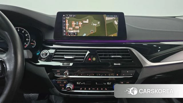 BMW 5 Series (G30) 2019 Черный из Кореи, фото 4
