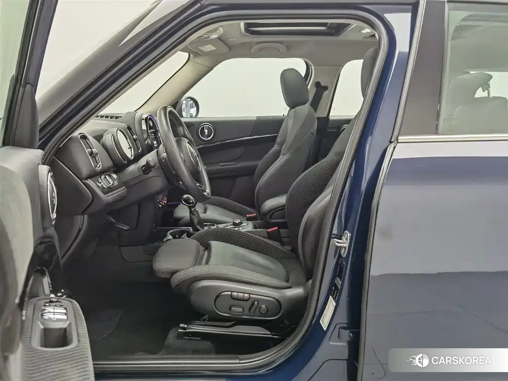MINI COUNTRYMAN 2019 Синий из Китая, фото 5