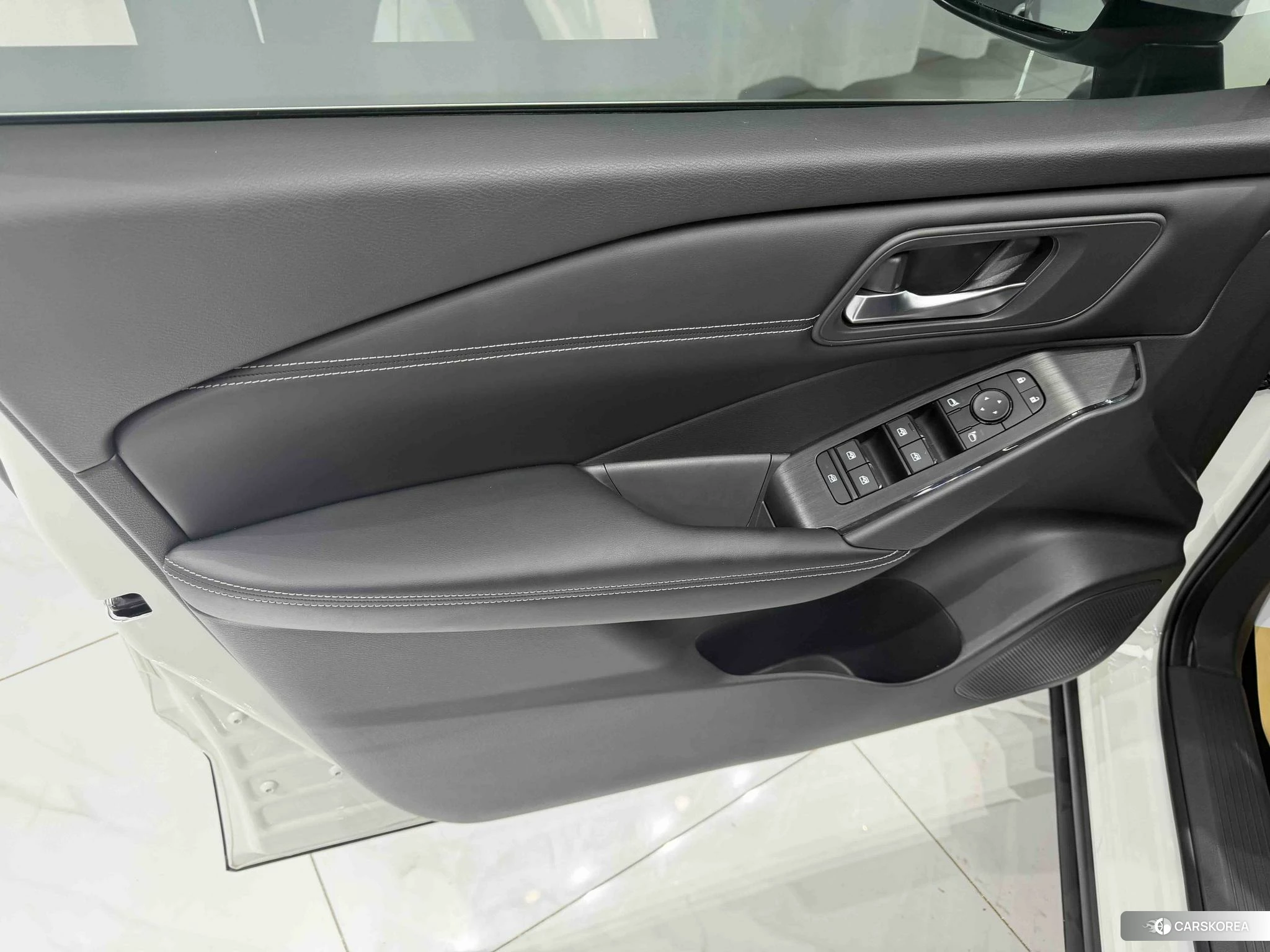 Nissan Qashqai 2023 Белый из Китая, фото 4