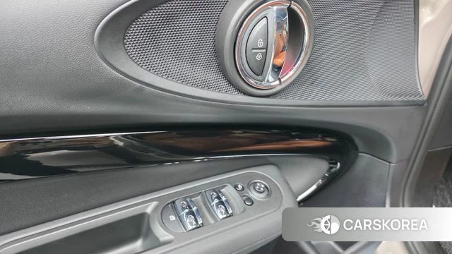 Mini Cooper Clubman 2023 Песочный из Кореи, фото 4