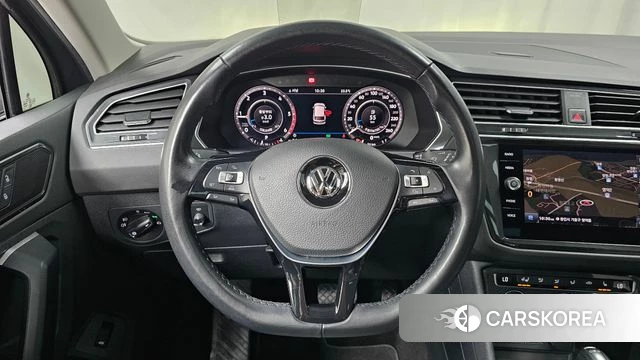 Volkswagen Tiguan second Generation 2018 Серый из Кореи, фото 4