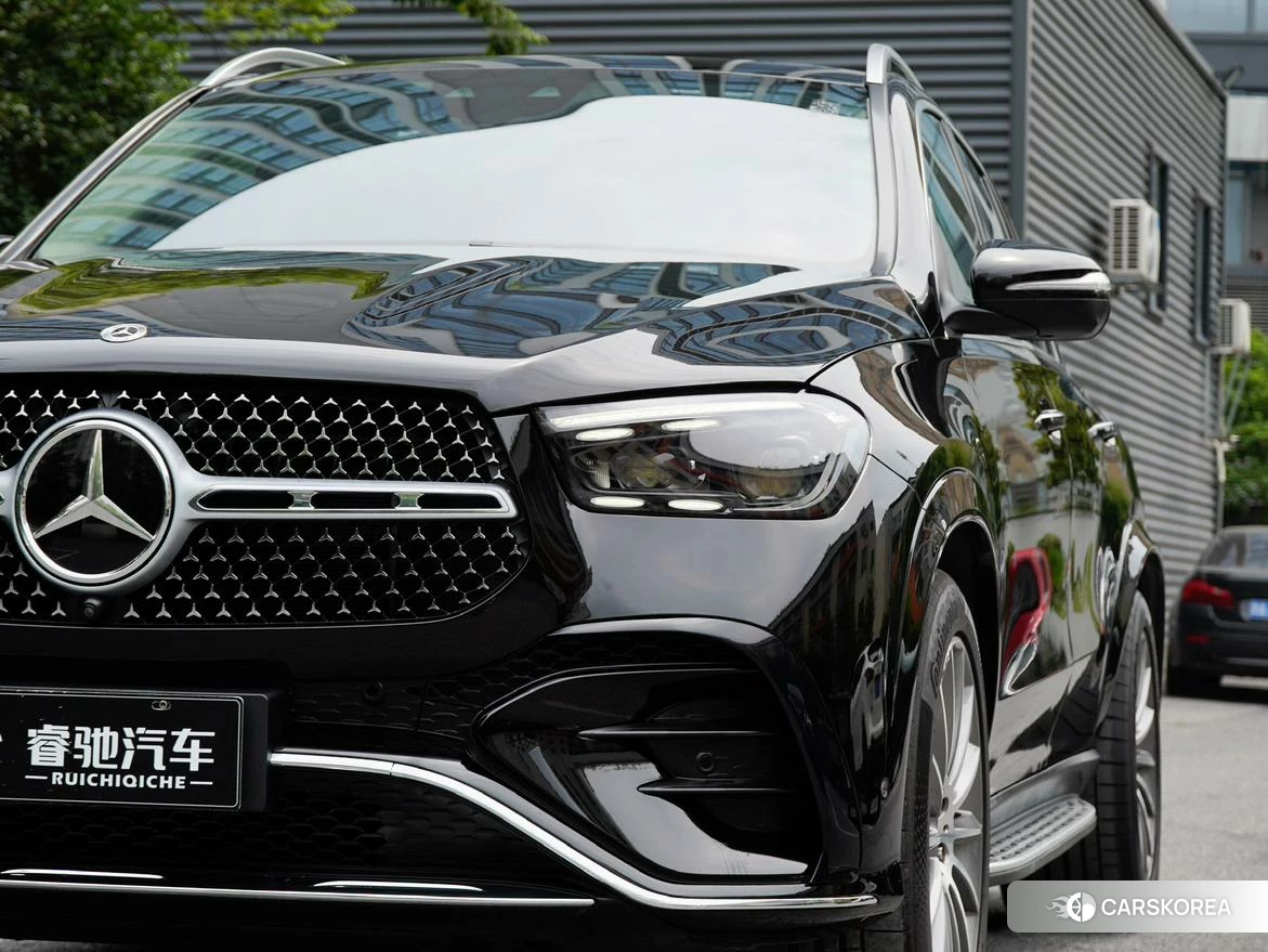 Mercedes-Benz GLE (import) 2023 Черный из Китая, фото 4