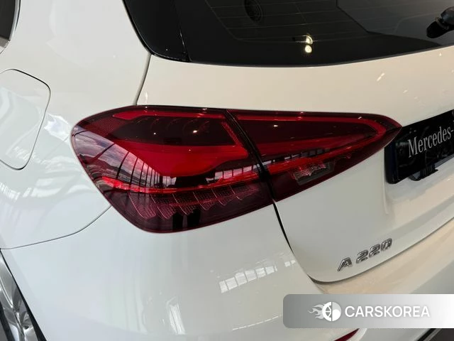 Mercedes-Benz A-Class W177 2026 Белый из Кореи, фото 4