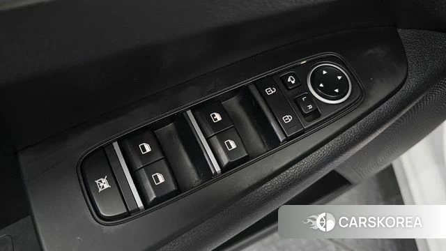 Kia The New K3 2nd generation 2022 Белый из Кореи, фото 4