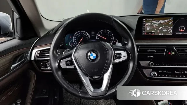 BMW 5 Series (G30) 2019 Серый из Кореи, фото 4
