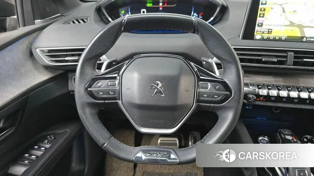 Peugeot 5008 second generation 2018 Черный из Кореи, фото 4