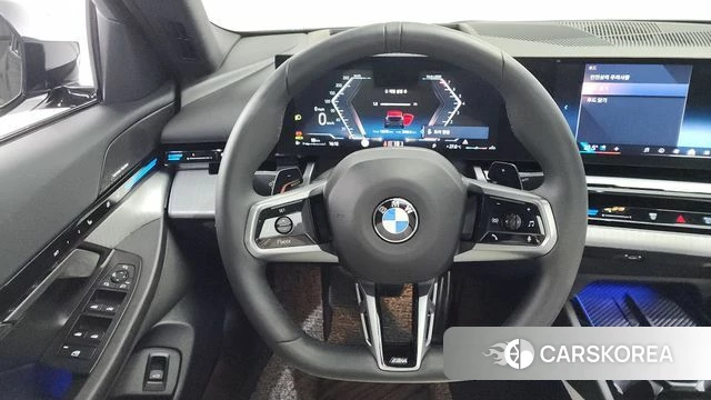 BMW 5 Series (G60) 2024 Черный из Кореи, фото 4