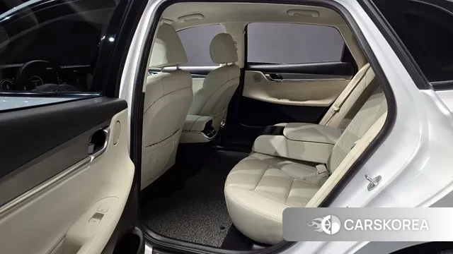 Hyundai The New Grandeur IG Hybrid 2021 Белый из Кореи, фото 4