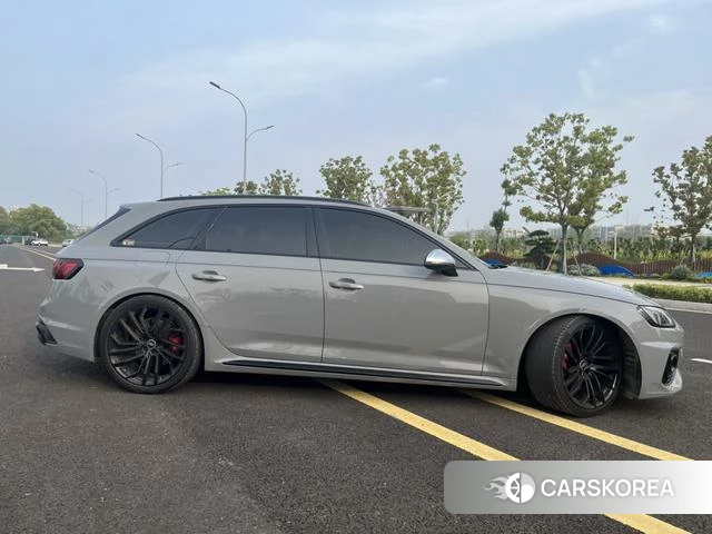 Audi RS 4 2023 Другой из Китая, фото 4