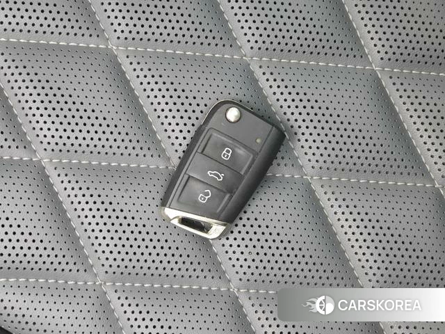 Volkswagen Sagitar 2024 Черный из Китая, фото 4