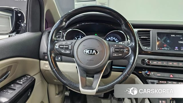Kia The New Carnival 2018 Черный из Кореи, фото 4