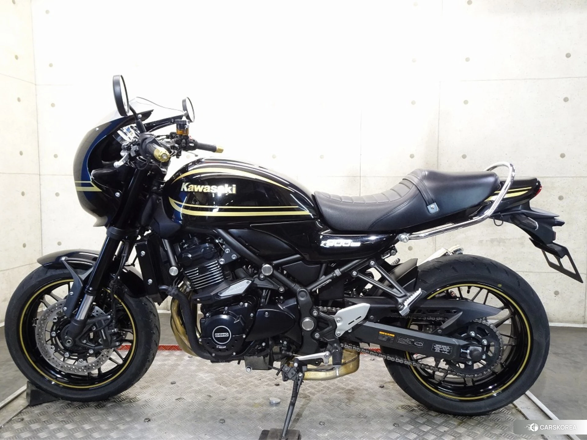 Проданный Kawasaki Z900RS CAFE 2023 из Японии, фото 2