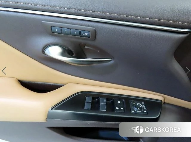 Lexus ES300h 7th generation 2018 Черный из Кореи, фото 4