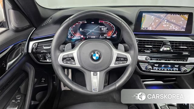 BMW 5 Series (G30) 2020 Белый из Кореи, фото 4