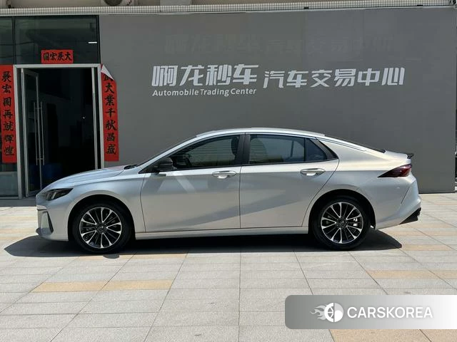 GAC Trumpchi Shadow Leopard 2023 Серебристо-серый из Китая, фото 4