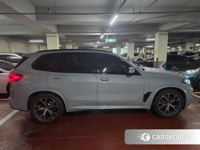 BMW X5 (G05) 2026 Серый из Кореи, фото 4