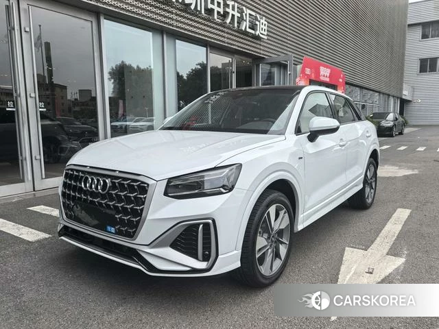 Audi Q2L 2025 Белый из Китая, фото 4