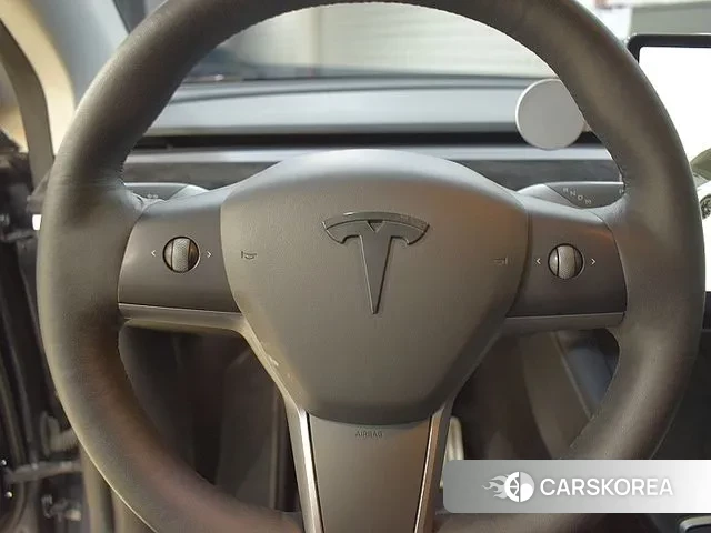 Tesla Model Y 2021 Серый из Кореи, фото 4