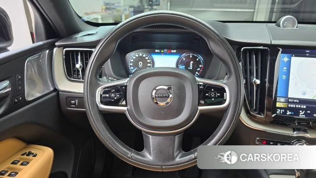 Volvo XC60 second Generation 2018 Черный из Кореи, фото 4