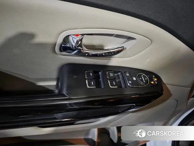 Kia The New Carnival 2019 Белый из Кореи, фото 4