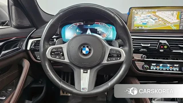 BMW 5 Series (G30) 2023 Серый из Кореи, фото 4