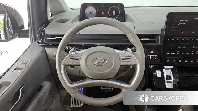 Hyundai Staria 2023 Черный из Кореи, фото 4