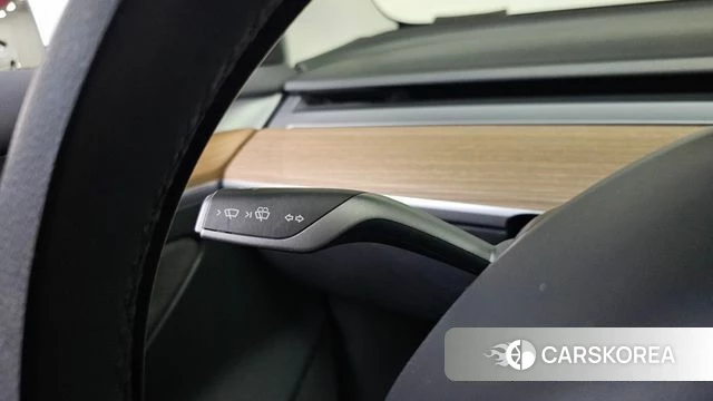 Tesla Model 3 2022 Белый из Кореи, фото 4