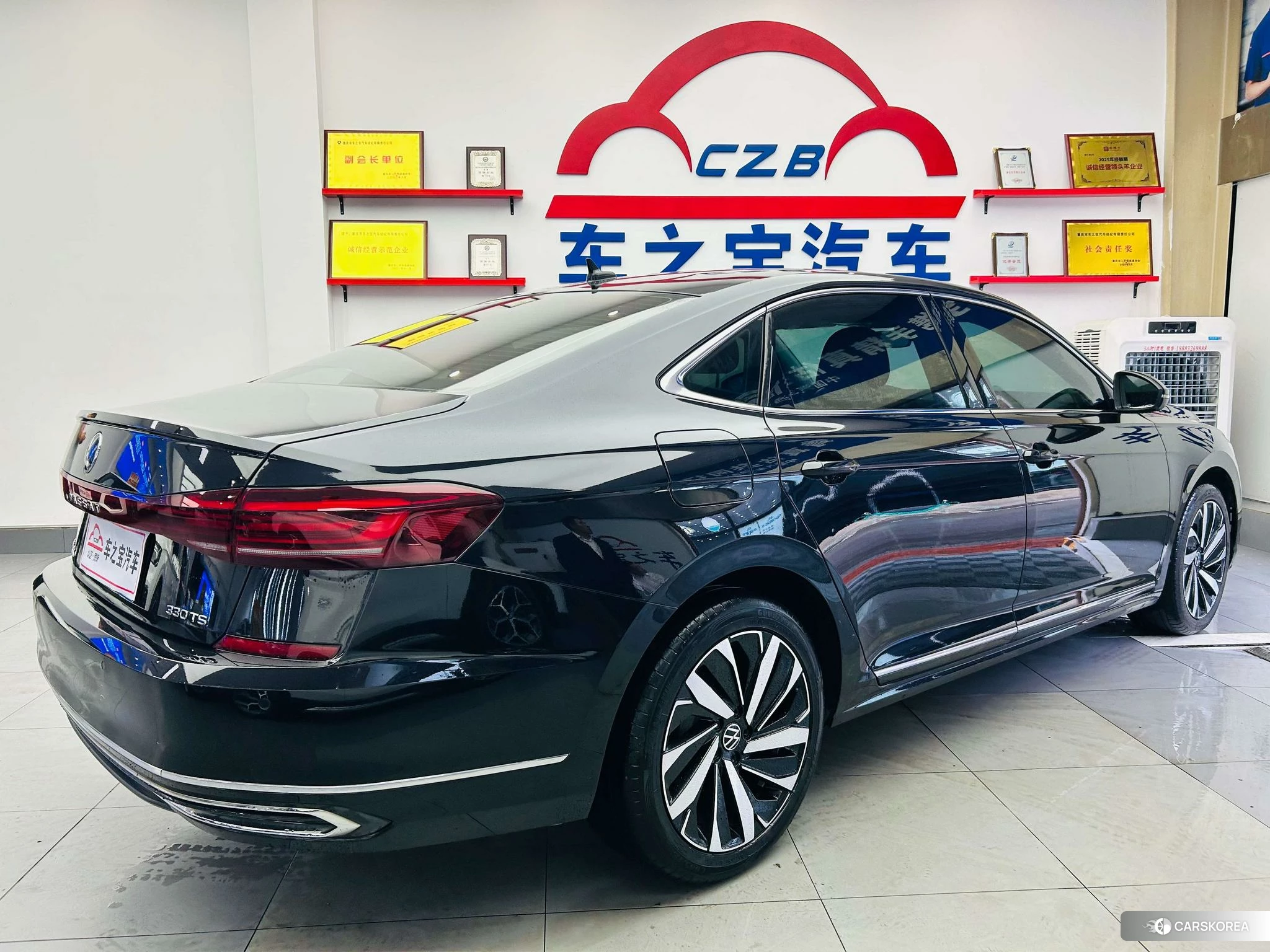 Volkswagen Passat 2021 Черный из Китая, фото 4