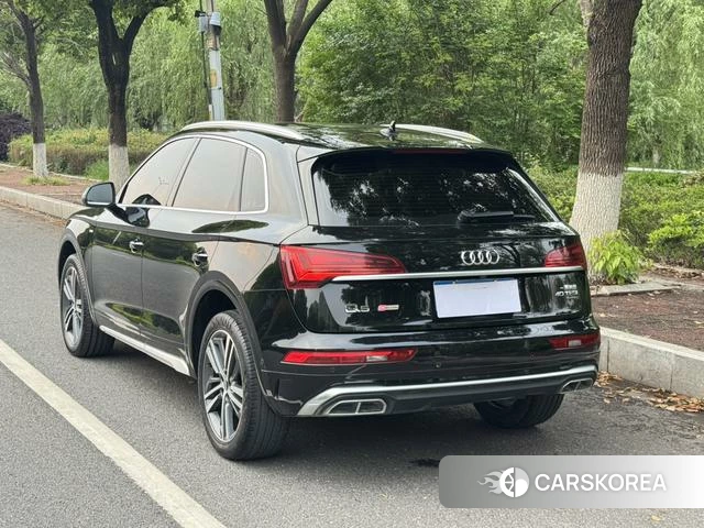 Audi Q5L 2022 Черный из Китая, фото 4