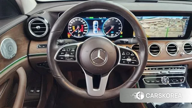Mercedes-Benz E-Class W213 2019 Белый из Кореи, фото 4