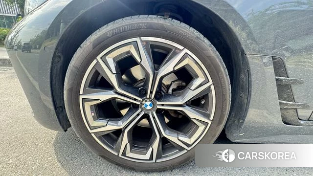BMW 4 series 2023 Серебристо-серый из Китая, фото 4