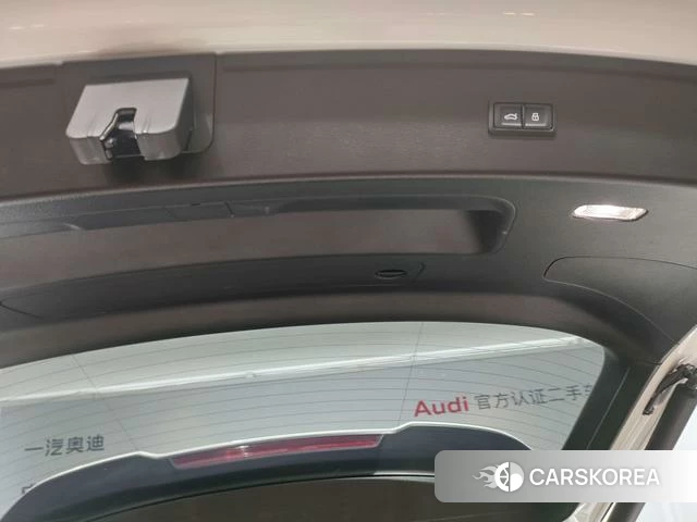 Audi Q5L 2024 Белый из Китая, фото 4