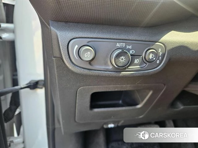Chevrolet (GM Daewoo) Trailblazer 2020 Белый из Кореи, фото 4