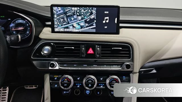 Genesis The New G70 2021 Белый из Кореи, фото 4