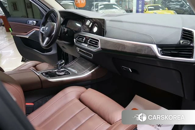 BMW X5 (imported) 2021 Черный из Китая, фото 4