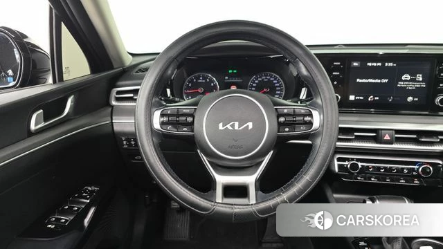 Kia K5 3rd generation 2021 Черный из Кореи, фото 4