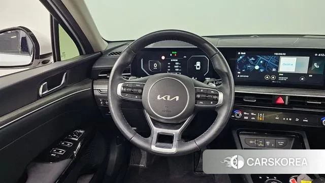 Kia The New K5 3rd generation 2024 Белый из Кореи, фото 4