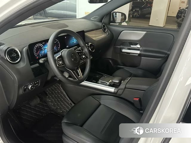 Mercedes-Benz GLA 2024 Белый из Китая, фото 4