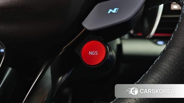 Hyundai Avante (CN7) 2022 Серебристо-серый из Кореи, фото 4